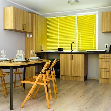 Camping Oaza Blonie Kornik Domki Standard Plus - 3 Pokoje Esterno foto